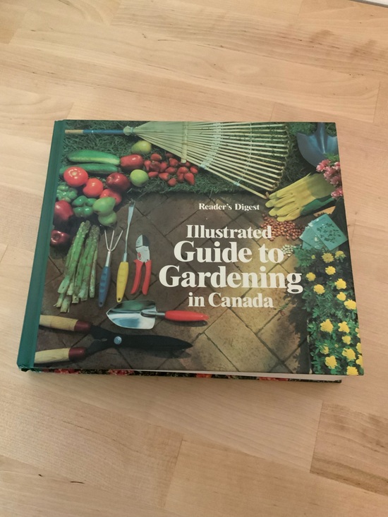 Vintage Other - Reader's Digest Illustrated Guide to Gardening in Canada - Hardcover book